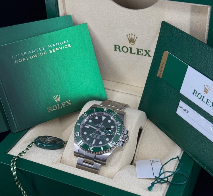 Rolex Submariner Date Full Stickersbut Back Case And White Tag