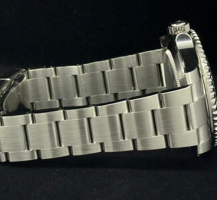Rolex Submariner Date Full Stickersbut Back Case And White Tag