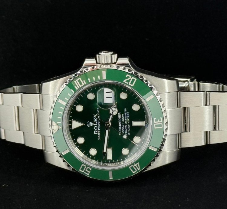 Rolex Submariner Date Full Stickersbut Back Case And White Tag