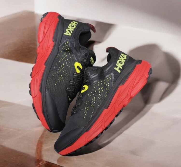 Hoka Challenger Atr 6 Black Red Sneakers