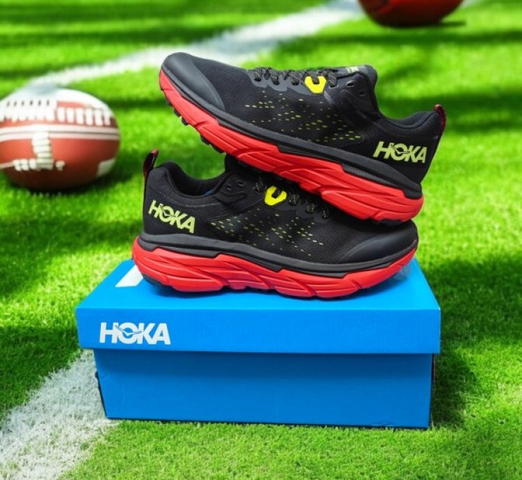 Hoka Challenger Atr 6 Black Red Sneakers