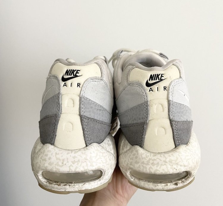 Steal 2022 Nike Air Max 95 Light Bone Gid - Size 13