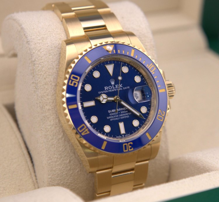 Rolex Submariner Date Gold Bluesy 126618lb Full Set