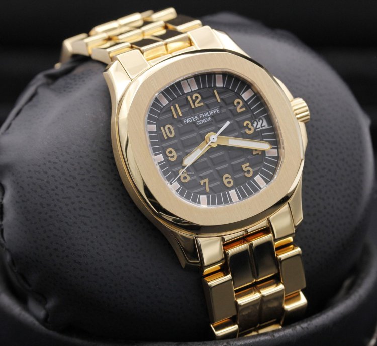 Patek Philippe Aquanaut 5066 1j