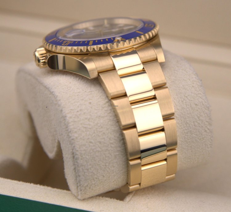 Rolex Submariner Date Gold Bluesy 126618lb Full Set