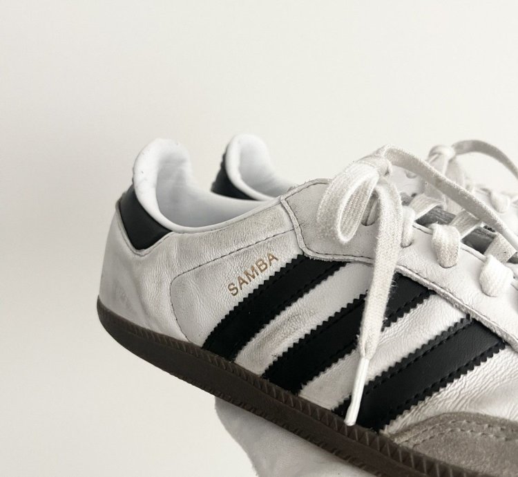 Steal Adidas Men Samba Og Classic Indoor Soccer Shoes
