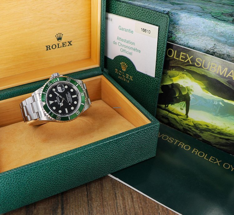 Rolex Submariner Date Green Bezel Ref 16610lv Fat Four Bezel Nos Full Set 2004