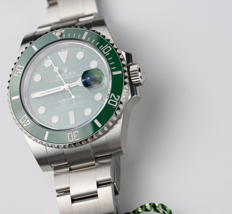 Rolex Submariner Date Green Dial