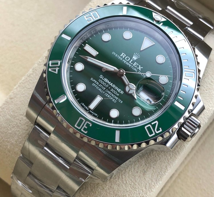 Rolex Submariner Date Hulk -old Card