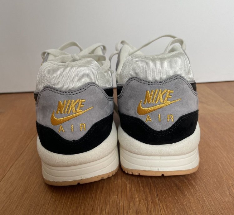Nike Air Max Light Le size