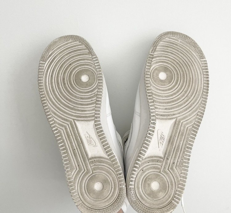 Steal Vintage Nike Air Force 1 Mid 82 White
