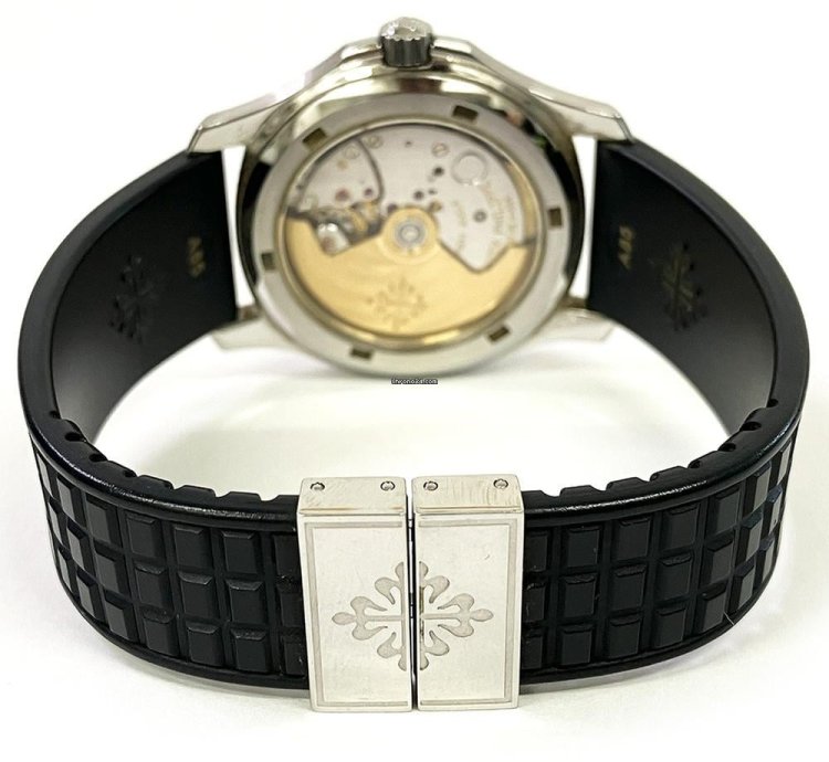 Patek Philippe Aquanaut 5066a-001 Stainless Steel Black Dial Black Rubber Strap