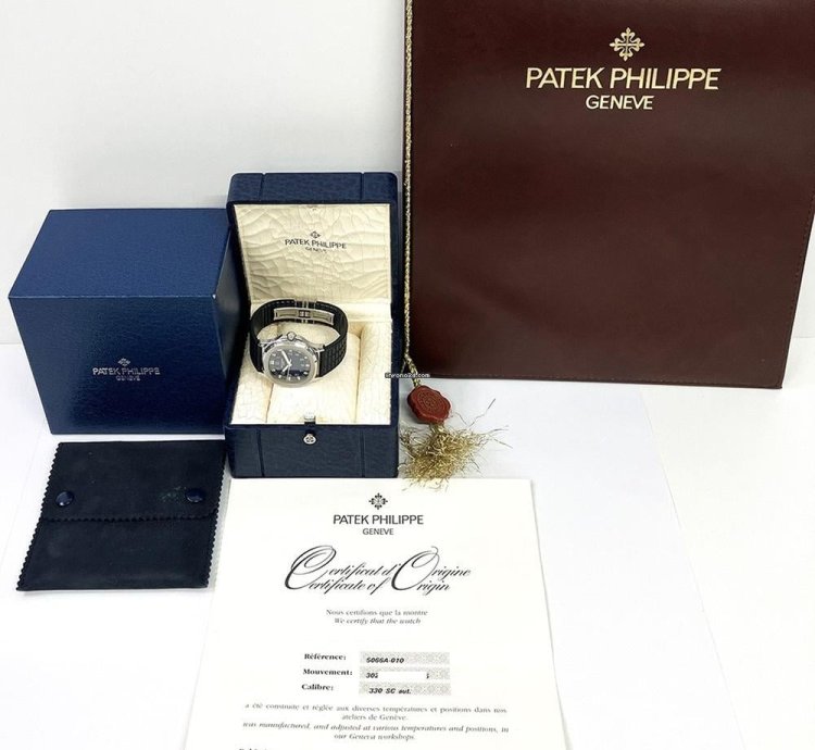 Patek Philippe Aquanaut 5066a-010 Stainless Steel With Blue Dial Watch