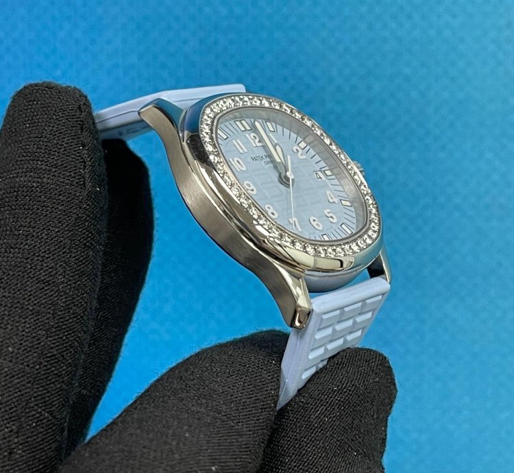 Patek Philippe Aquanaut 5067a-017 Ice Blue Aquanaut New