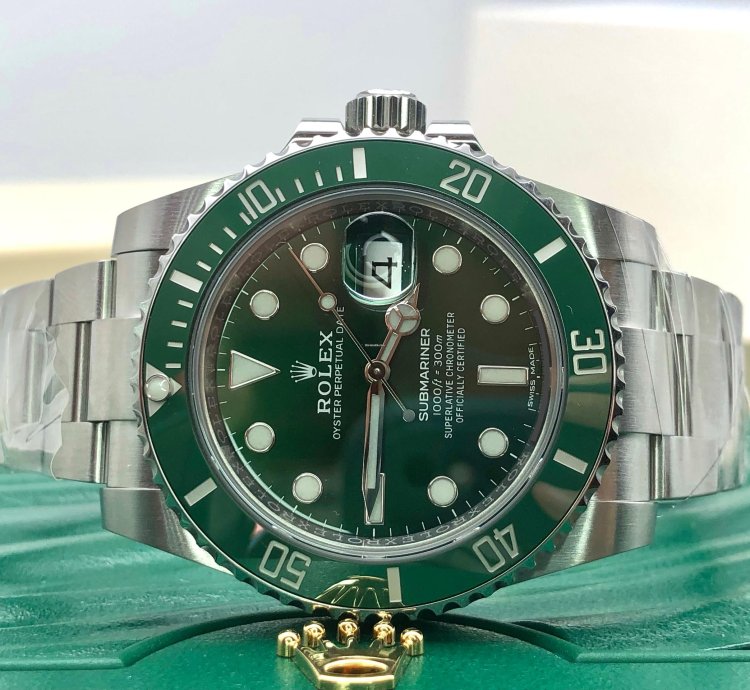 Rolex Submariner Date Hulk Green Dial