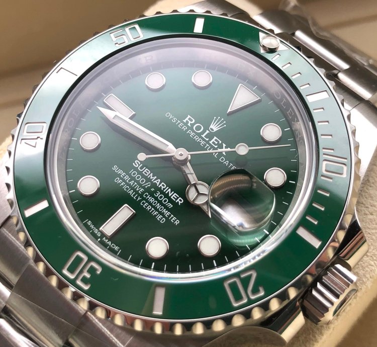 Rolex Submariner Date Hulk Green Dial