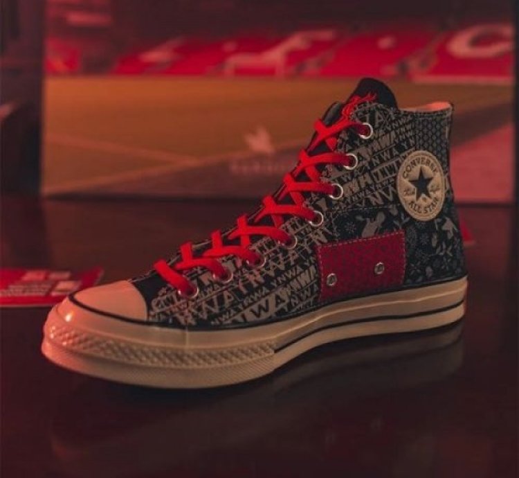 Liverpool Fc X Converrse Chuck 70 White Black Sneakers