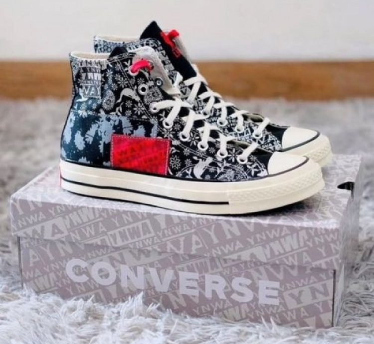 Liverpool Fc X Converrse Chuck 70 White Black Sneakers