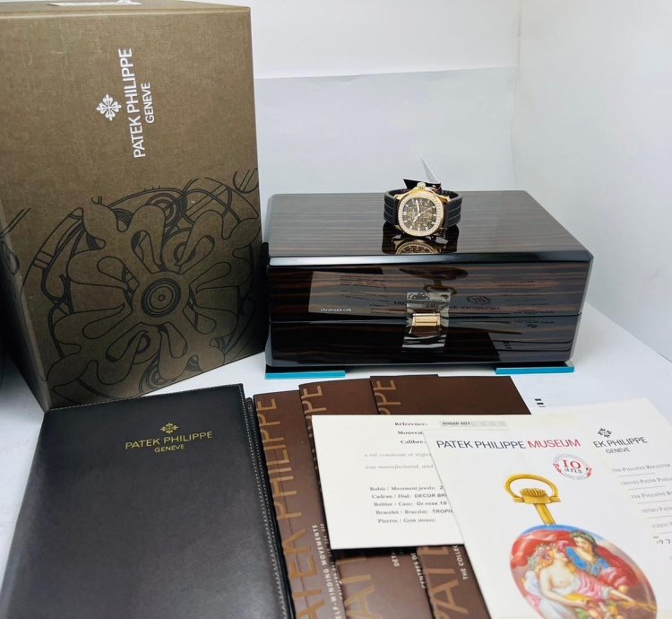 Patek Philippe Aquanaut 5068r Rose Gold Original Factory Diamond Set