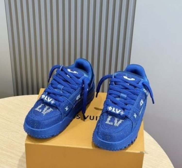 Loui S Vuitton Trainer Maxiswarovsk I Crystal Blue Diamond Sneakers