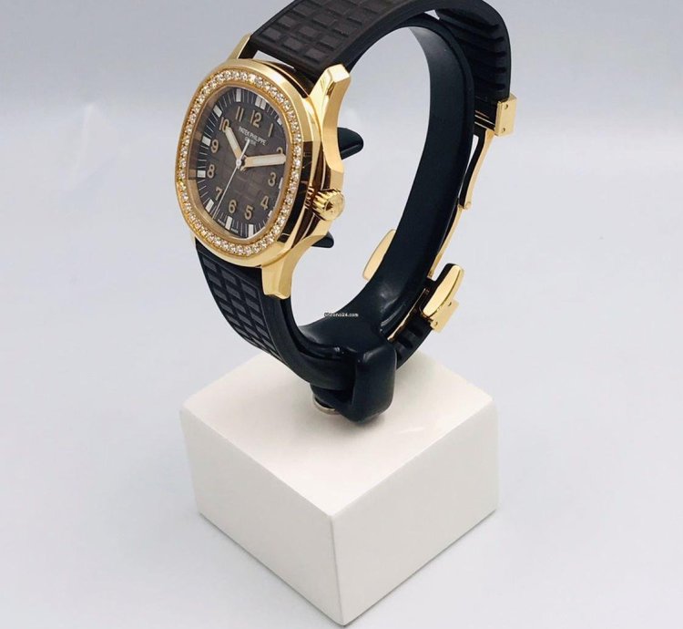 Patek Philippe Aquanaut 5068r-001