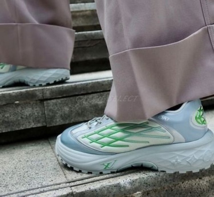 Louis Vuitton Lv Discovery Lace Up Silver Green Sneakers