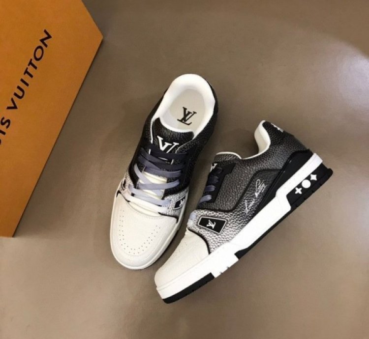 Louisvuittion Trainer Double Tone Sneakers