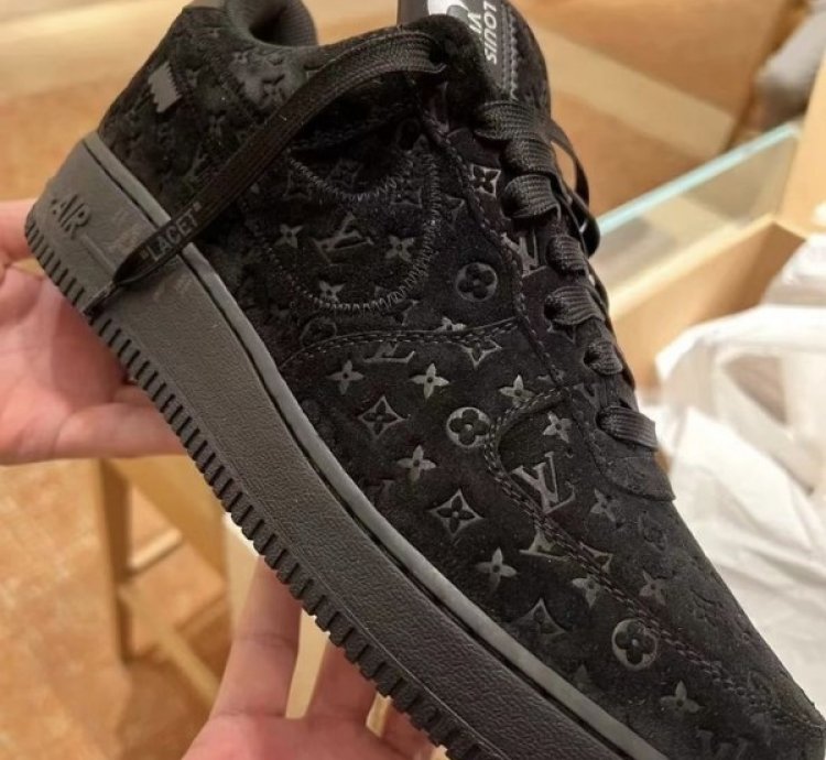 Louisvuittion X Nik E Air Force Black Sneakers