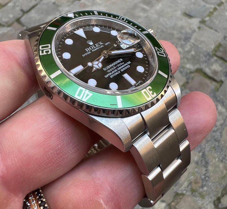 Rolex Submariner Date Kermit Italia Nuovo New Full Set Stikered Plastiche
