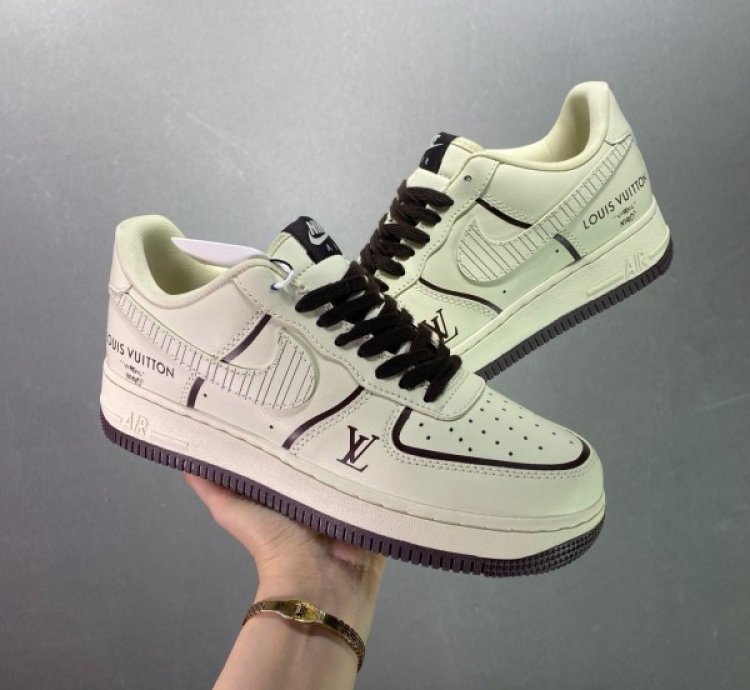 Louisvuittion X Nik E Air Force Ignite Edition Sneakers