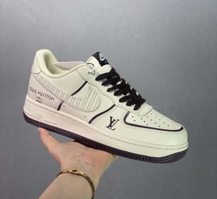 Louisvuittion X Nik E Air Force Ignite Edition Sneakers