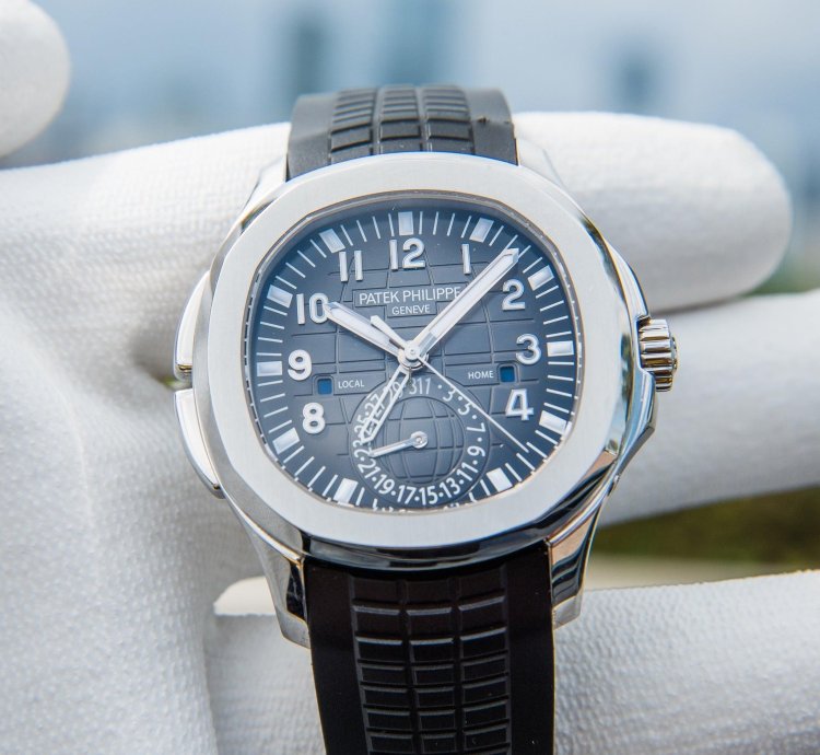 Patek Philippe Aquanaut 5164a 2019 Aquanaut Steel Travel Time 5164a-001