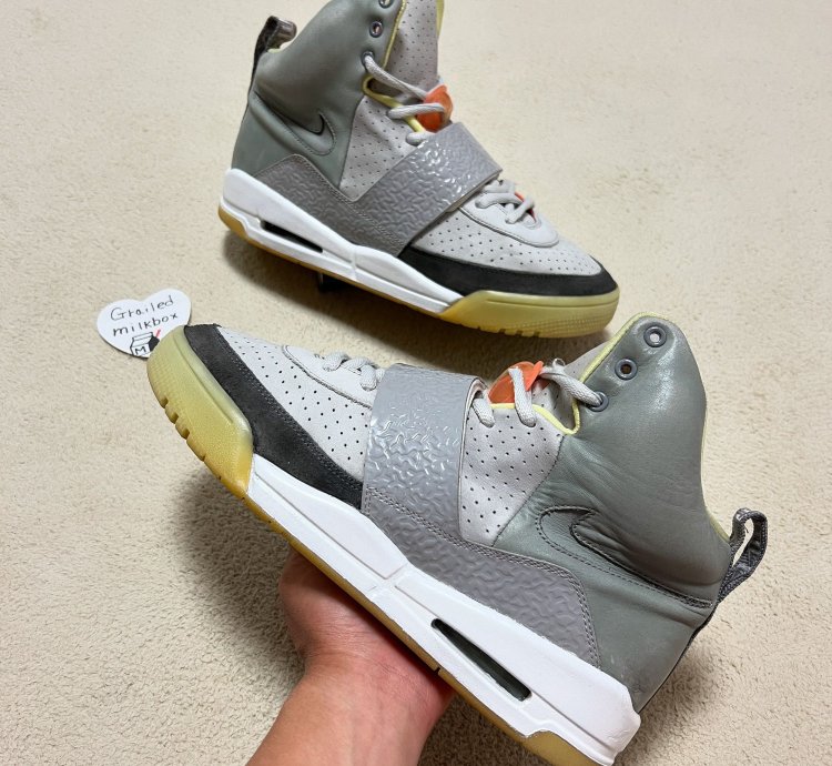 Nike Air Yeezy 1 Zen Grey 2009
