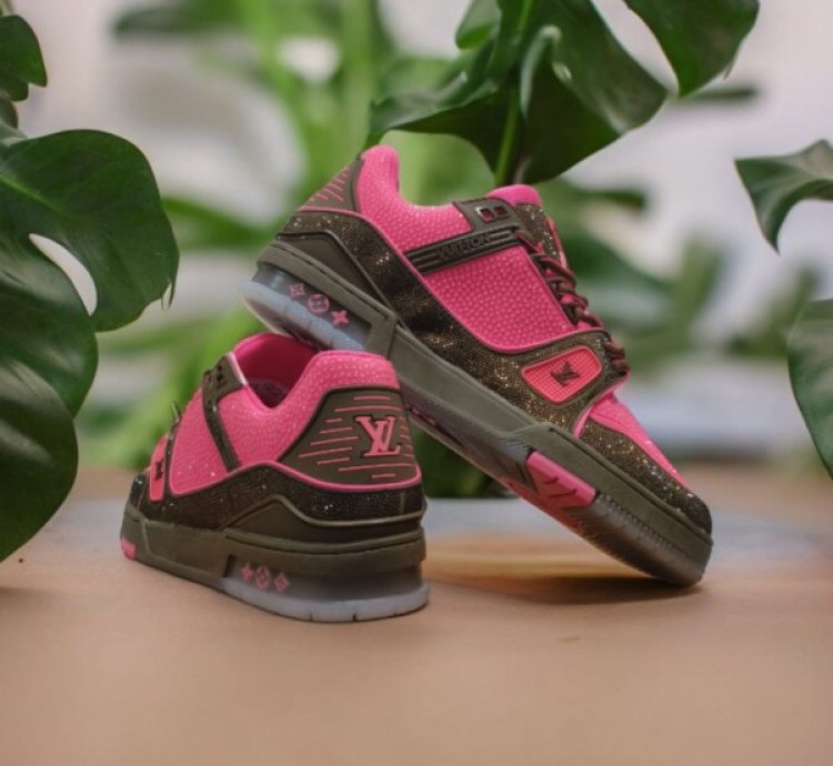 Louisvuitton Crystal Diamond Pink Sneaker