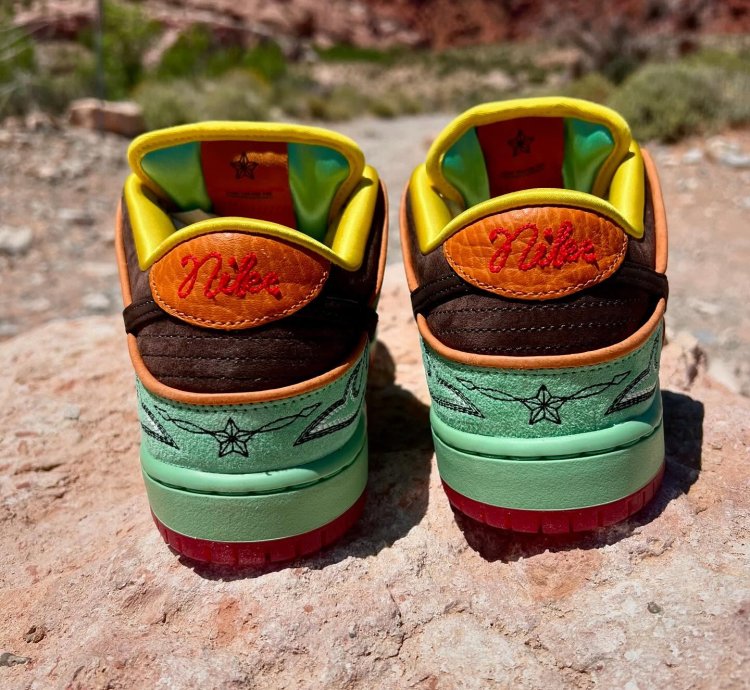 Nike Sb Dunk Low Rodeo Tourmaline