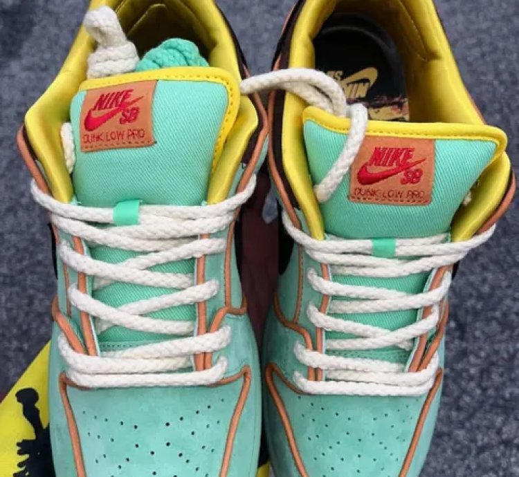 Nike Sb Dunk Low Rodeo Tourmaline