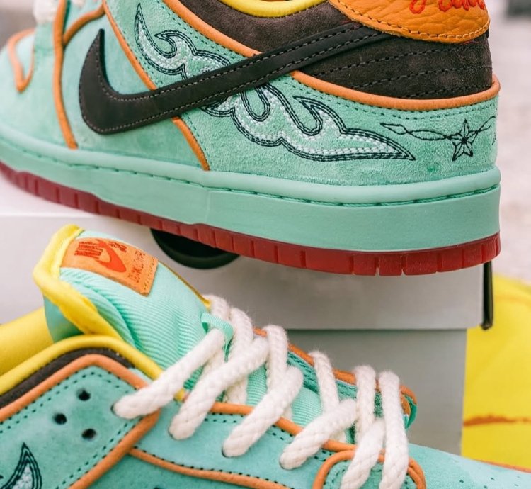 Nike Sb Dunk Low Rodeo Tourmaline