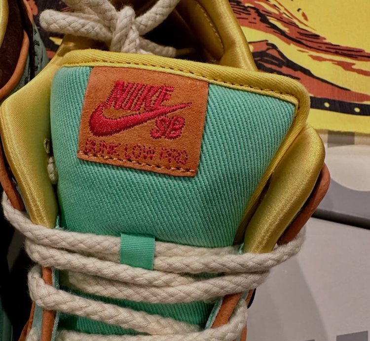 Nike Sb Dunk Low Rodeo Tourmaline