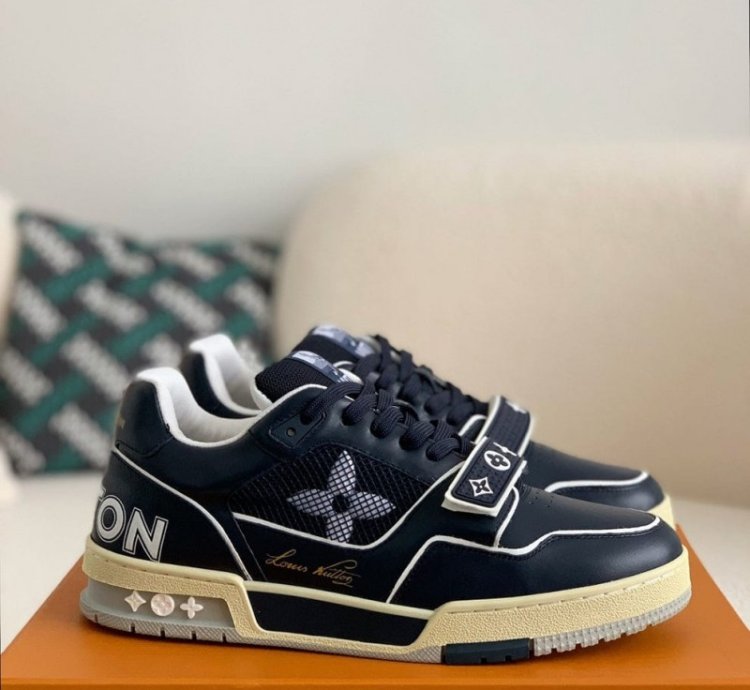 Louisvuitton Monogram Flowers Trainer Sneaker