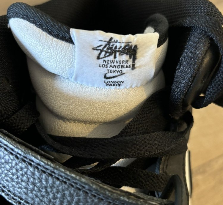 Stussy Nike Air Force 1 High size 12m