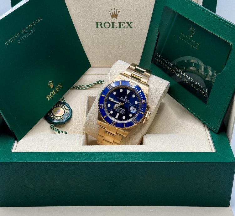 Rolex Submariner Date New 2022 Yellow Gold Sunburst Blue Dial Ceramic Bezel