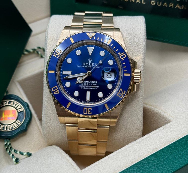 Rolex Submariner Date New 2022 Yellow Gold Sunburst Blue Dial Ceramic Bezel