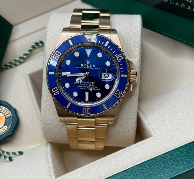 Rolex Submariner Date New 2022 Yellow Gold Sunburst Blue Dial Ceramic Bezel
