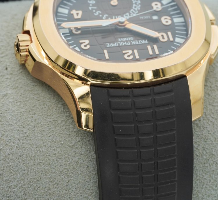 Patek Philippe Aquanaut 5164r Travel Time 18k Rose Gold Boxes Papers