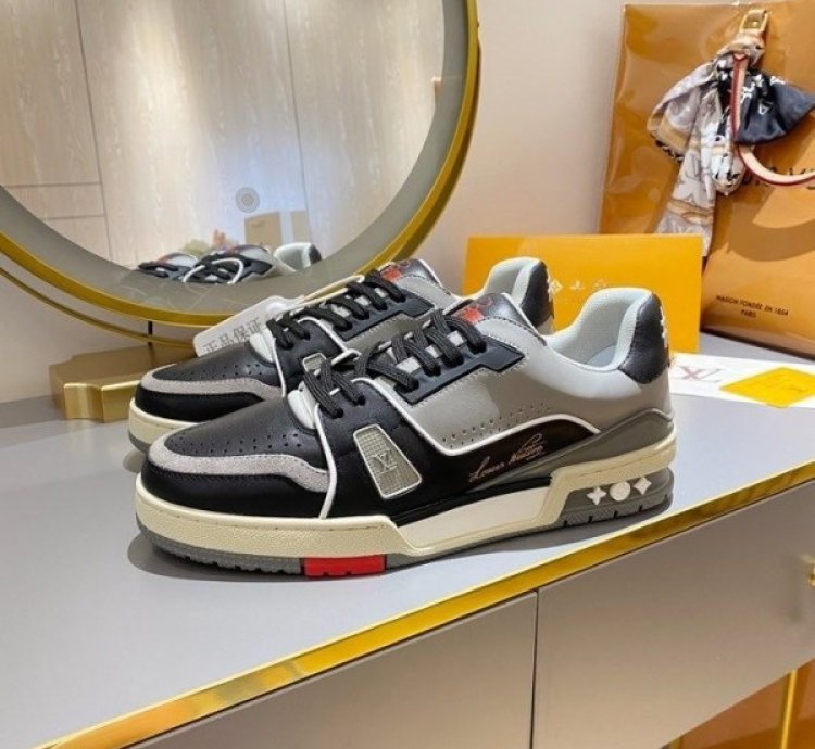 Louisvuitton Trainer Sneaker Grey Black Sneakers