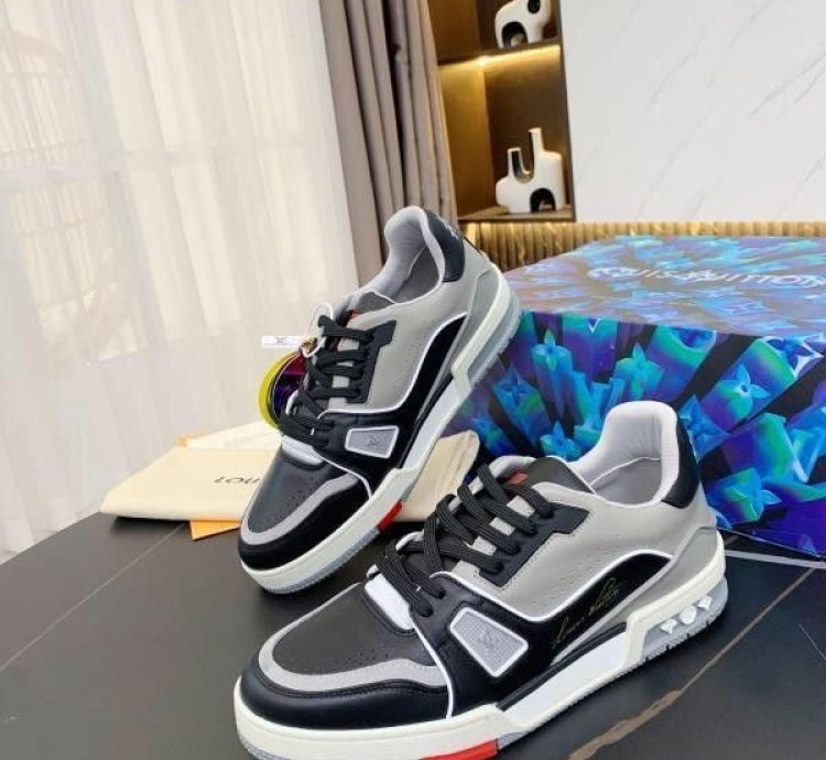 Louisvuitton Trainer Sneaker Grey Black Sneakers
