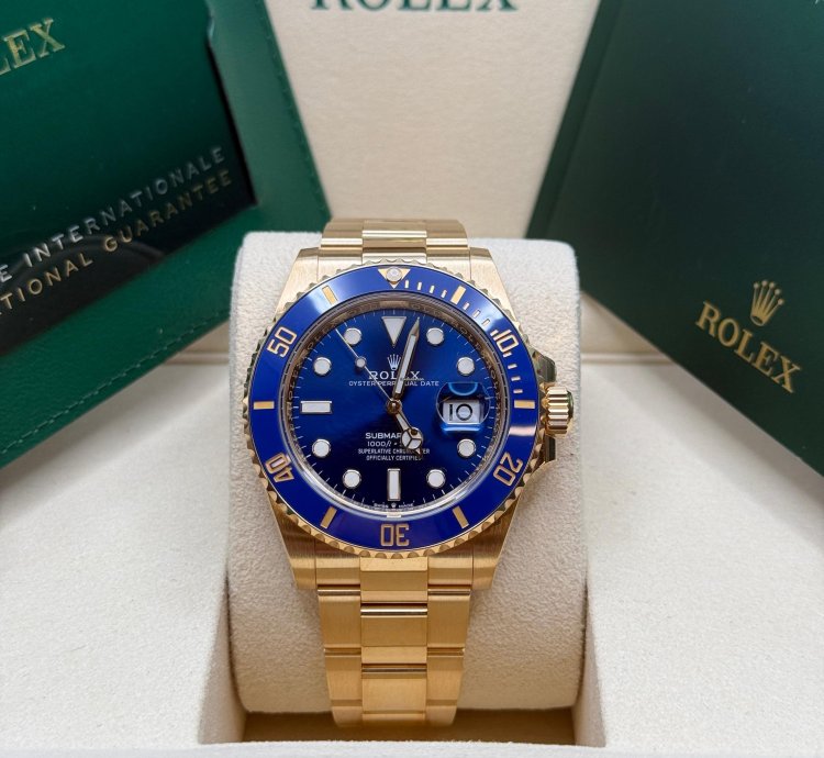 Rolex Submariner Date New 2025 Yellow Gold Sunburst Blue Dial Ceramic Bezel
