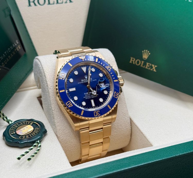 Rolex Submariner Date New 2025 Yellow Gold Sunburst Blue Dial Ceramic Bezel