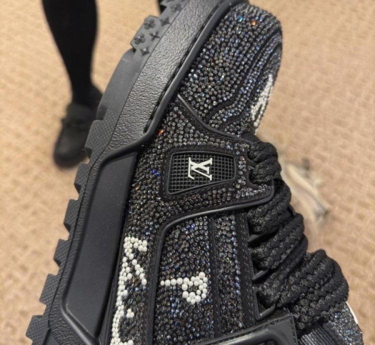 Louisvuitton Trainer Xaxi Crystal Black Diamond Sneakers