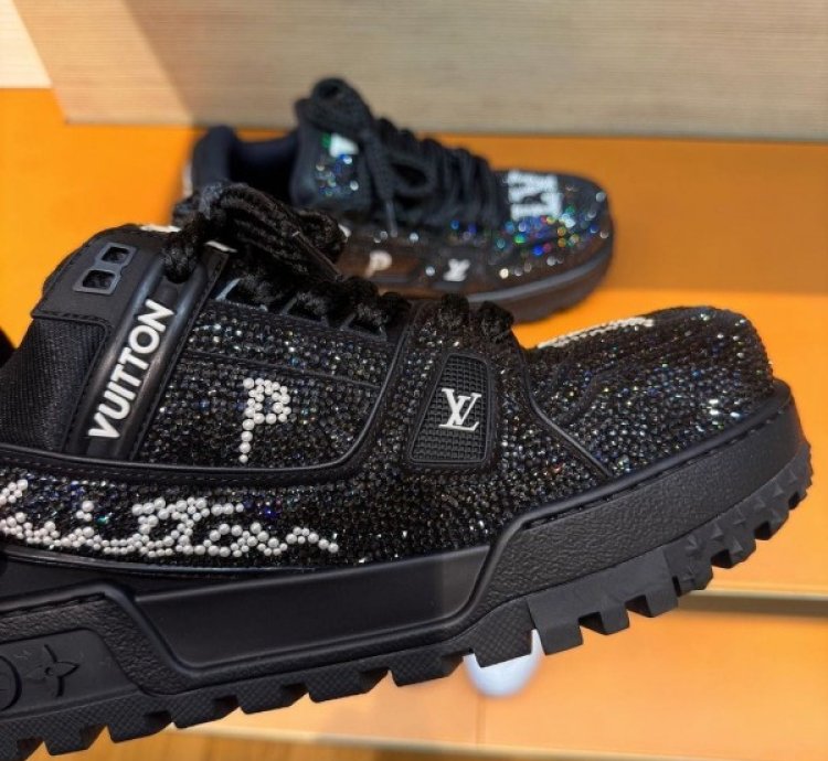 Louisvuitton Trainer Xaxi Crystal Black Diamond Sneakers